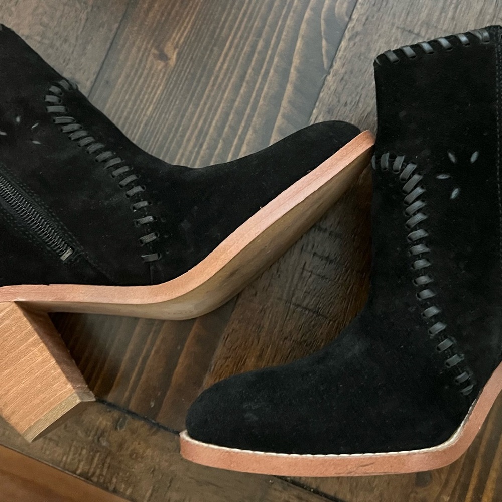 IVANKA Collection Black Suede Ankle Boots